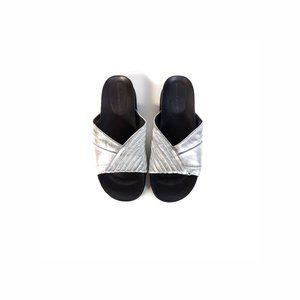 SIGERSON MORRISON 40 Silver Leather Slide Sandals 'Amanda' 9.5